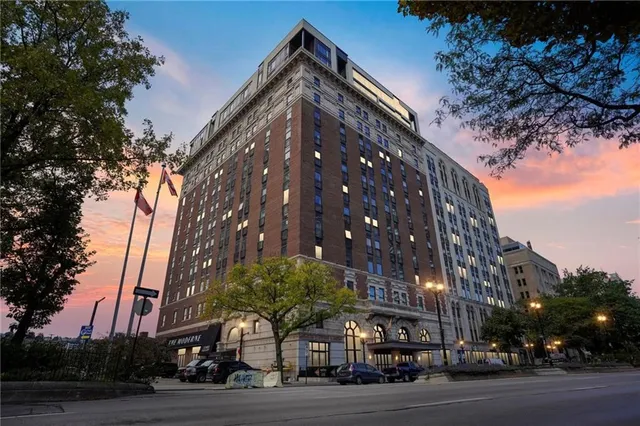 Additional image 41 of 112 King St Unit 1111