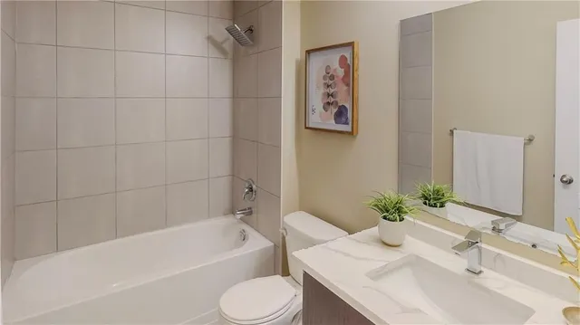 Additional image 48 of 250 LORMONT Blvd