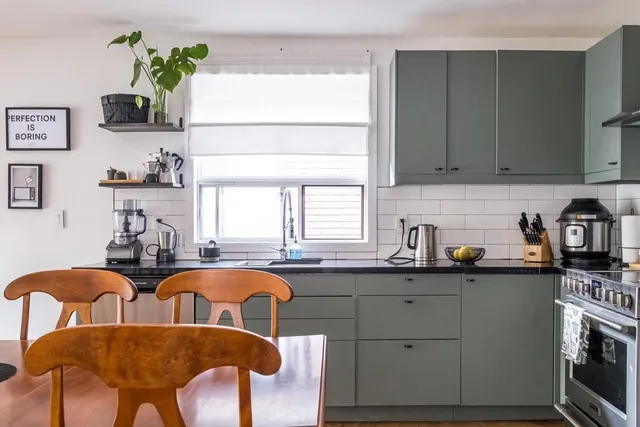 Additional image 16 of 127 WEST Ave