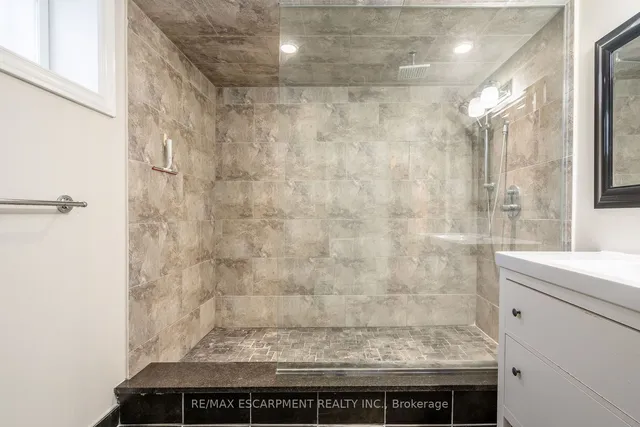 Additional image 19 of 534 EVANS Rd