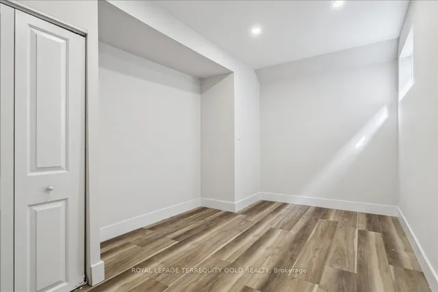 Additional image 33 of 2027 Brampton St