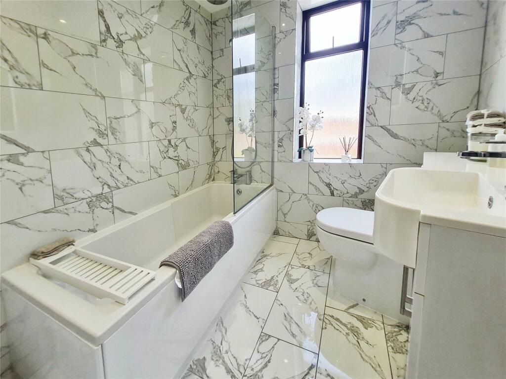 Additional image 12 of Earnsdale Road, Darwen, Lancashire, BB3