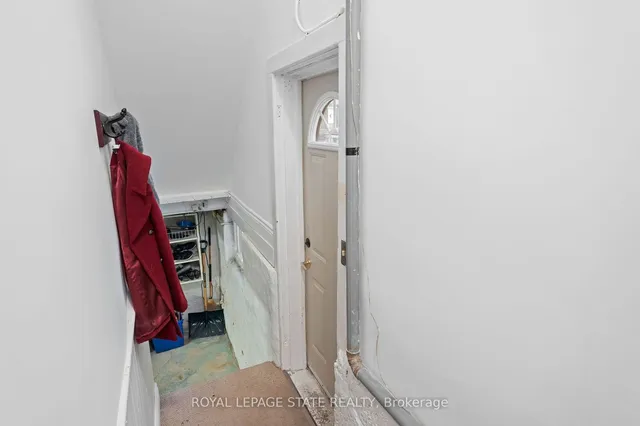 Additional image 19 of 50 Alpine Ave