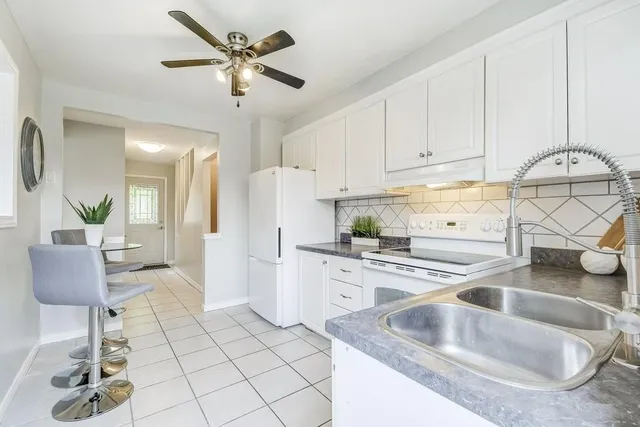 Additional image 8 of 1350 LIMERIDGE Rd Unit 28