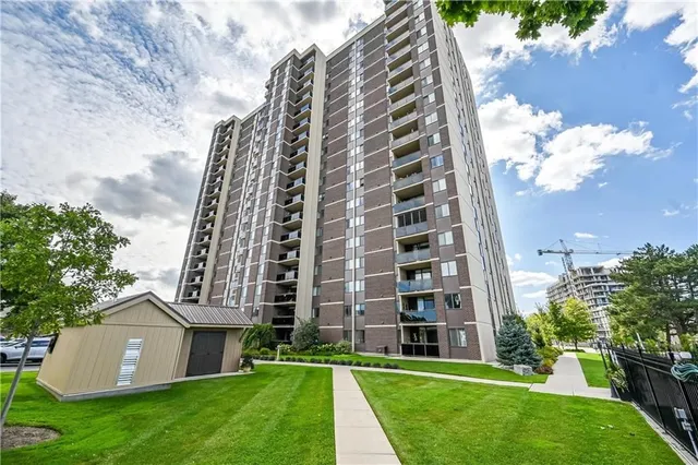 Additional image 41 of 301 FRANCES Ave Unit 306