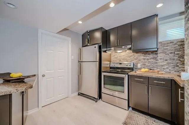 Additional image 36 of 260 CHESLEY St