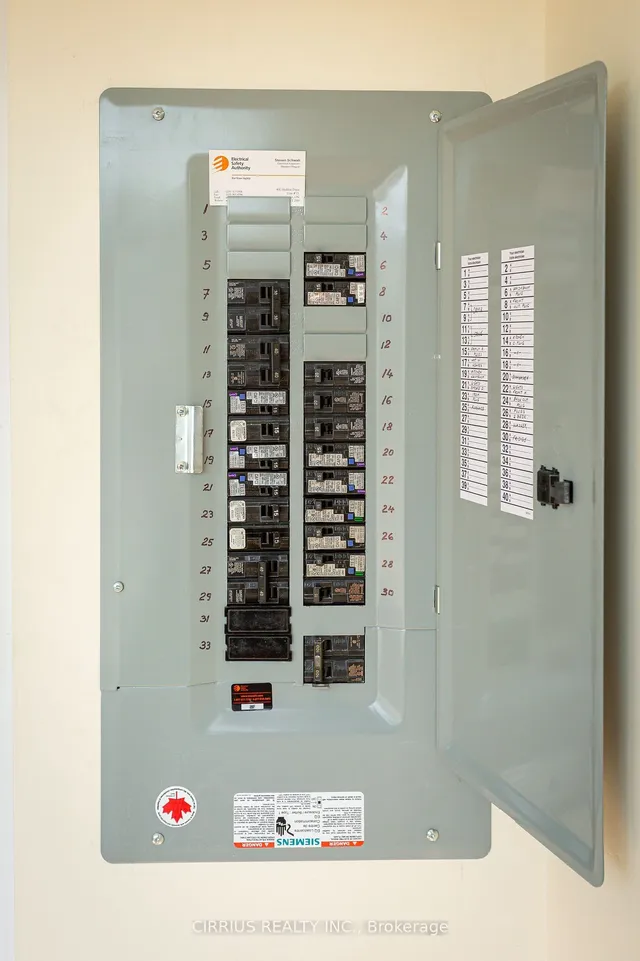 Additional image 28 of 48 East 18th St