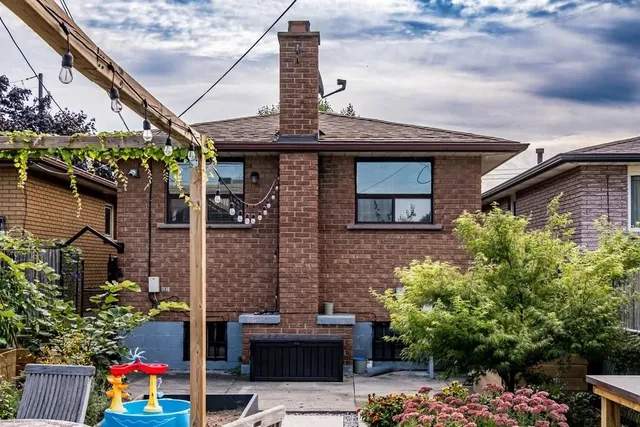 Additional image 35 of 127 WEST Ave