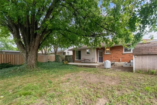 Additional image 33 of 54 BEACON Ave