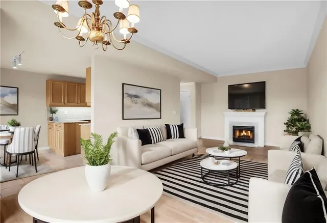 Additional image 9 of 3000 CREEKSIDE Dr Unit 807