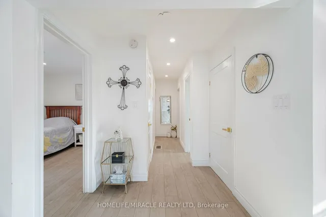 Additional image 14 of 79 CASTLEFIELD Dr