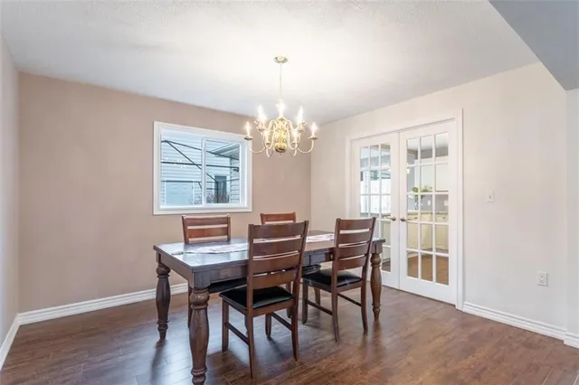 Additional image 17 of 114 GLENARIFF Dr