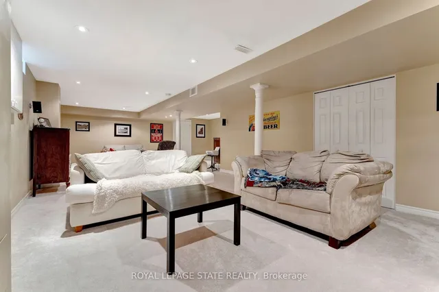 Additional image 27 of 51 Banbury Dr