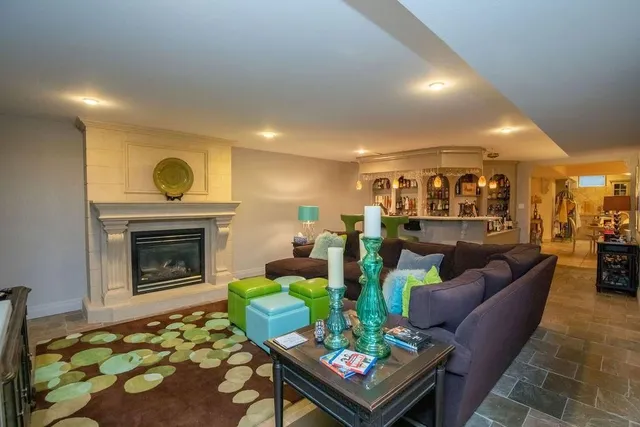 Additional image 35 of 51 Prestige Dr