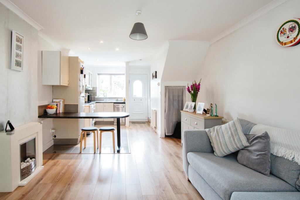 Additional image 4 of King John Avenue, BEARWOOD, Bournemouth, Dorset, BH11