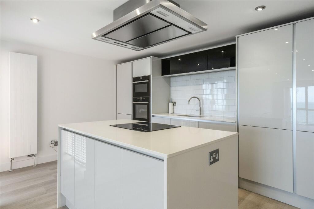 Additional image 19 of Cliff Drive, Canford Cliffs, Poole, BH13