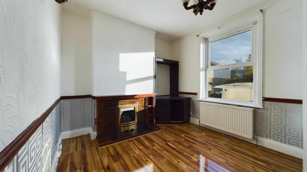 Additional image 2 of Glendare Terrace, Bradford, BD7