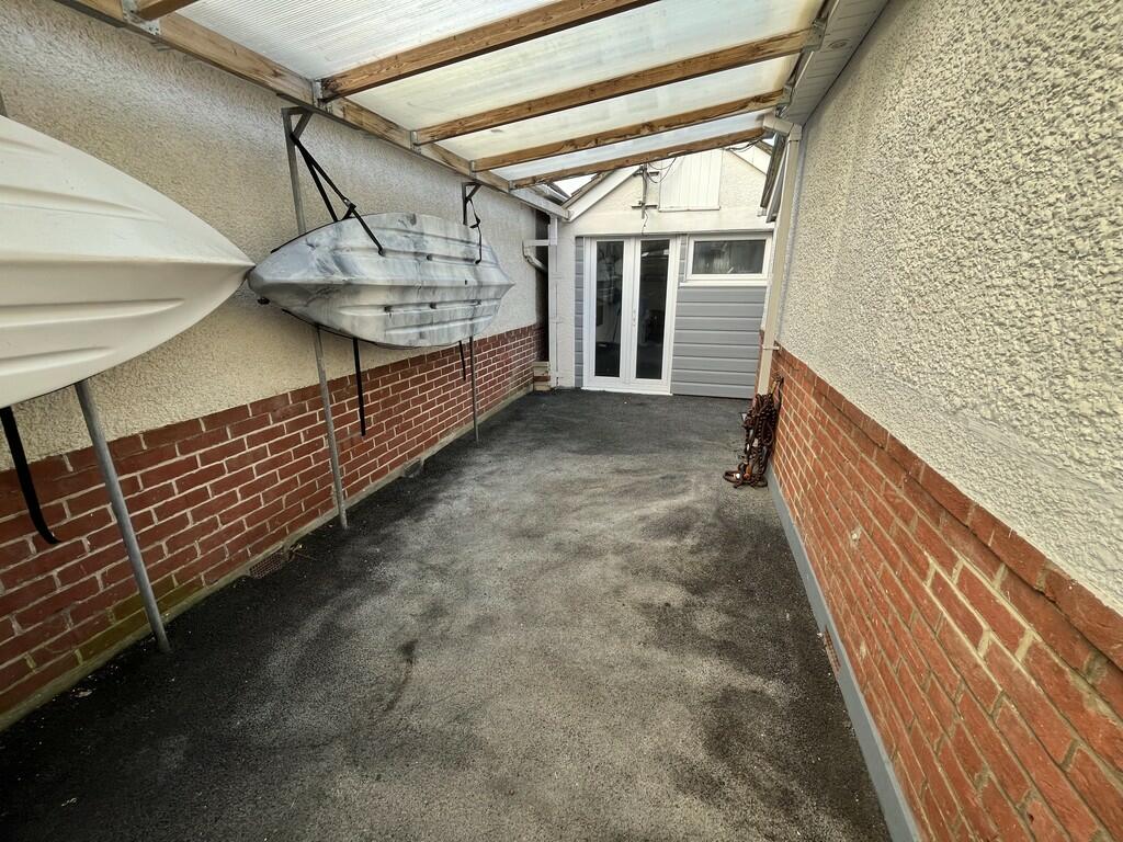 Additional image 22 of Stanley Green Road