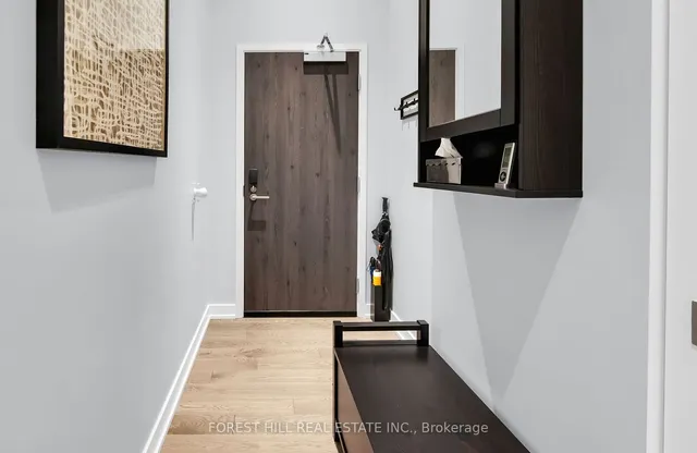 Additional image 15 of 22 Lombard St Unit 203