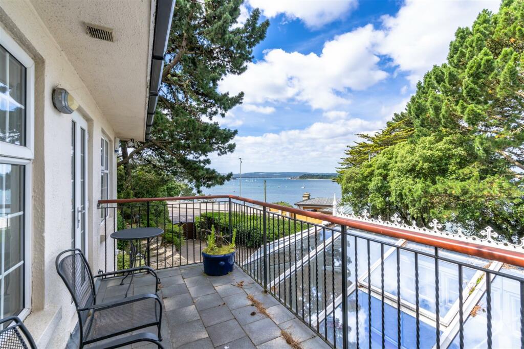 Additional image 11 of Sandbanks Road, Evening Hill