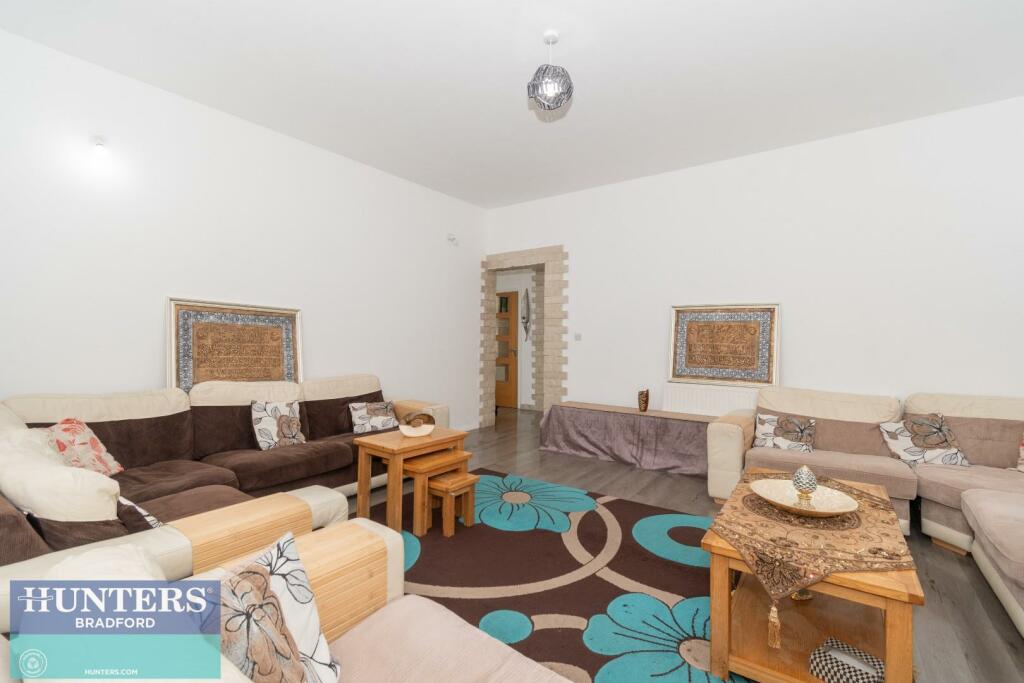 Additional image 7 of REF SR - Woodview Terrace, Bradford, West Yorkshire, BD8 7AH