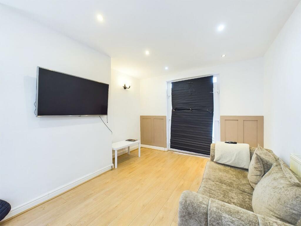 Additional image 3 of Hope Avenue, Shipley