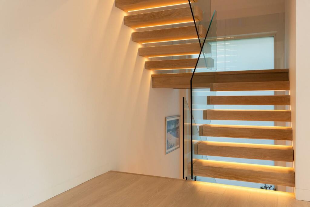 Additional image 26 of Newton Road, Canford Cliffs