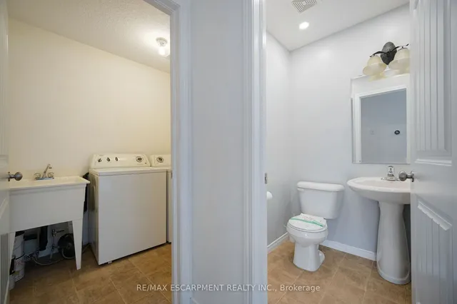 Additional image 19 of 284 Sophia Cres