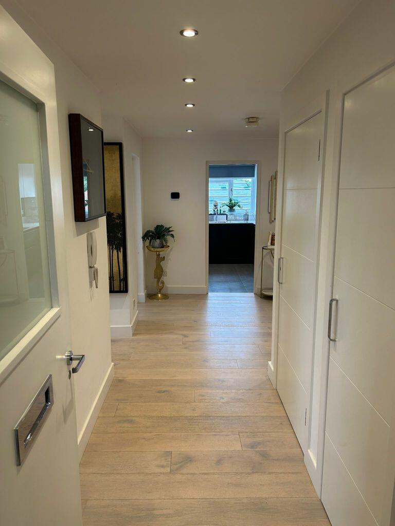 Additional image 4 of Flat 4, The Towans, 22 Banks Road, Poole, Dorset