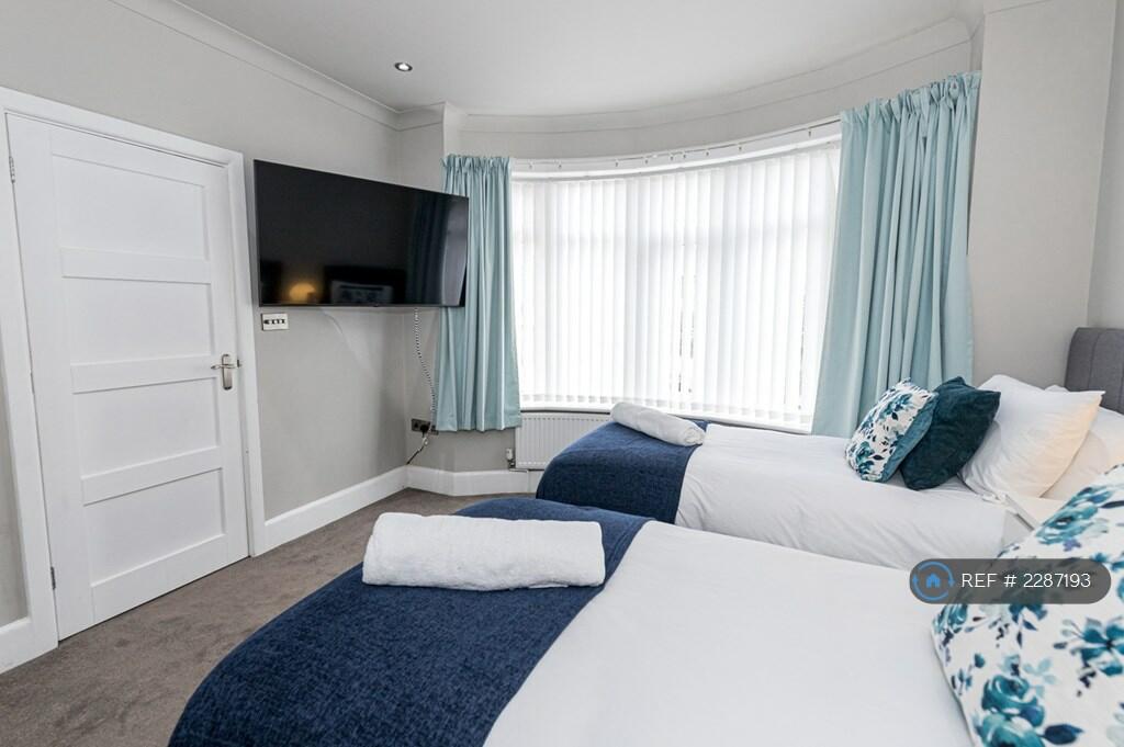 Additional image 9 of Dorchester Road, Oakdale, BH15