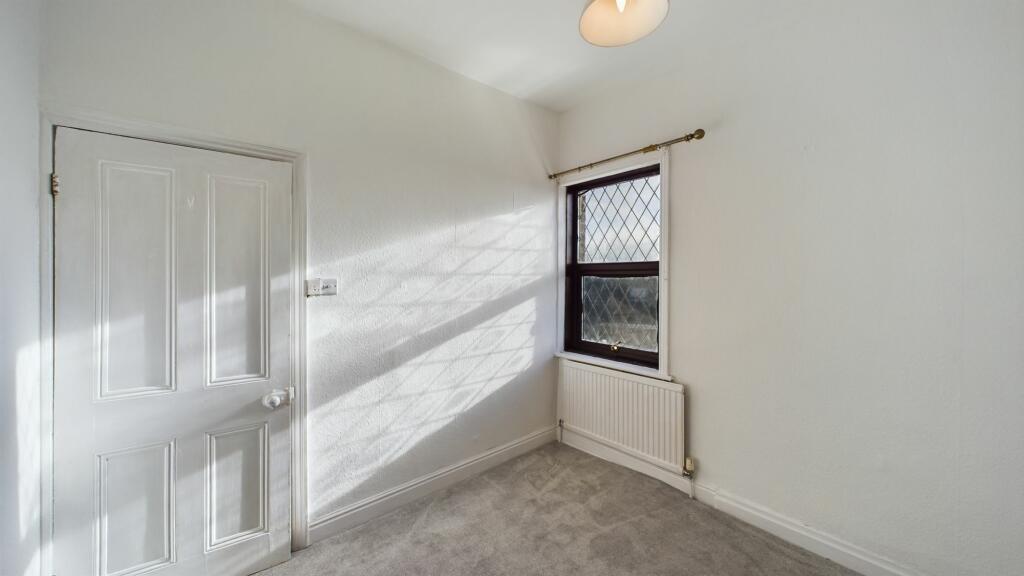 Additional image 12 of Halifax Road, Bradford, BD6