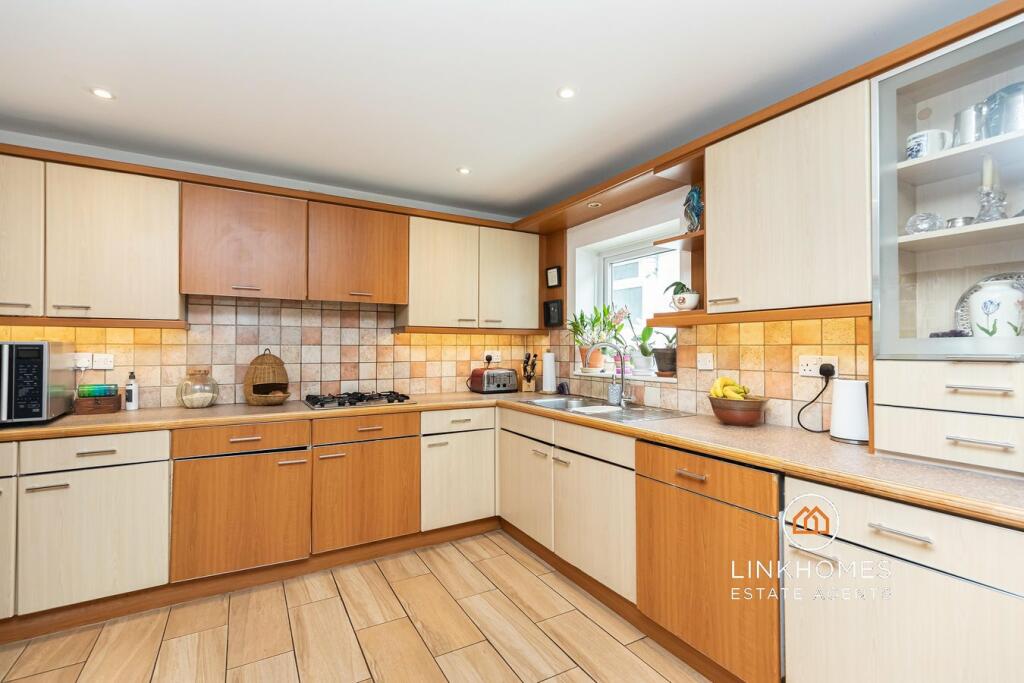 Additional image 8 of Lulworth Avenue, Poole, BH15