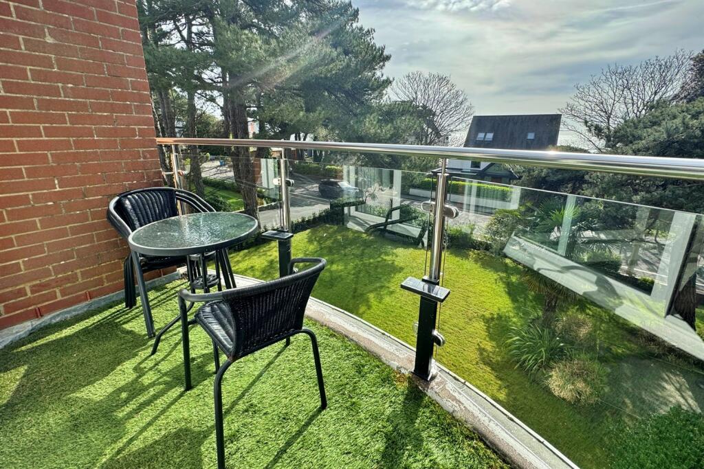 Additional image 4 of Sandbanks