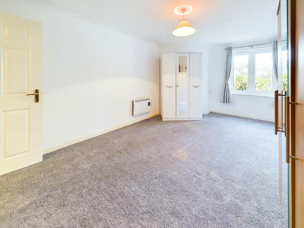 Additional image 10 of Beech Street, Bingley