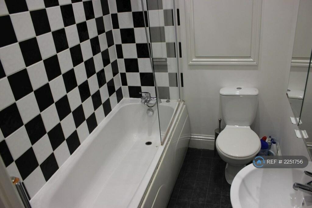 Additional image 8 of Ashgrove, Bradford, BD7