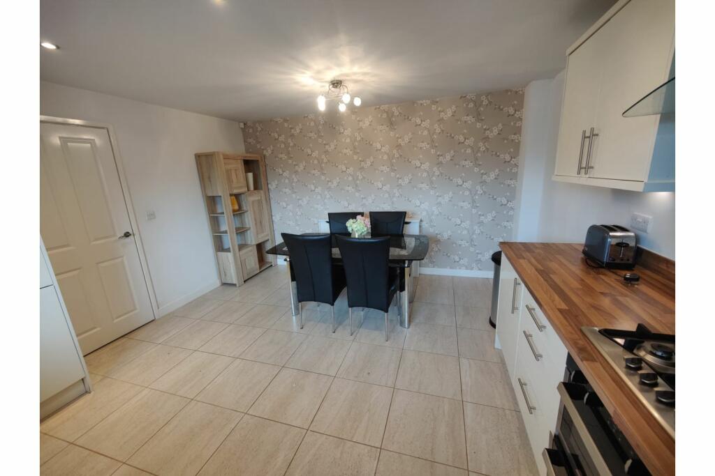 Additional image 9 of Booth Holme Close, Bradford, BD4