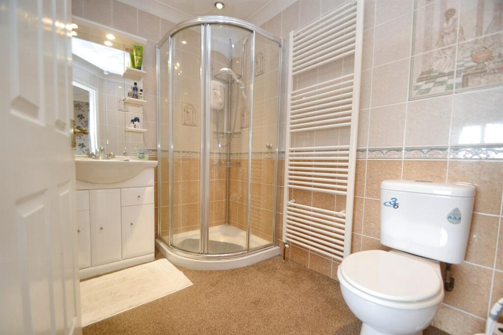 Additional image 14 of Upton