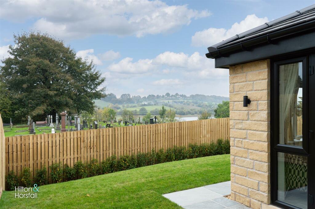 Additional image 31 of Plot 8 (The Bowland +), St Michaels Court, Skipton Road, Foulridge