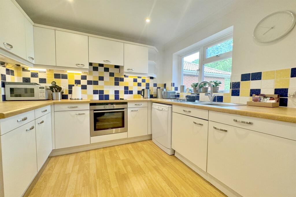 Additional image 10 of Sandbanks