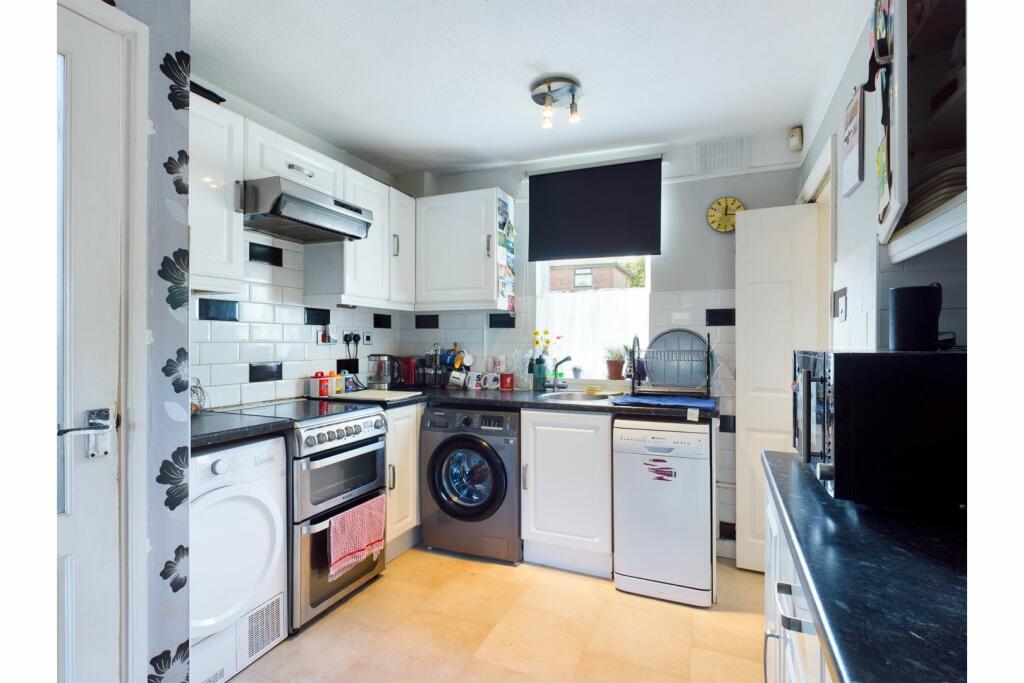 Additional image 5 of Swain House Crescent, Bradford, BD2