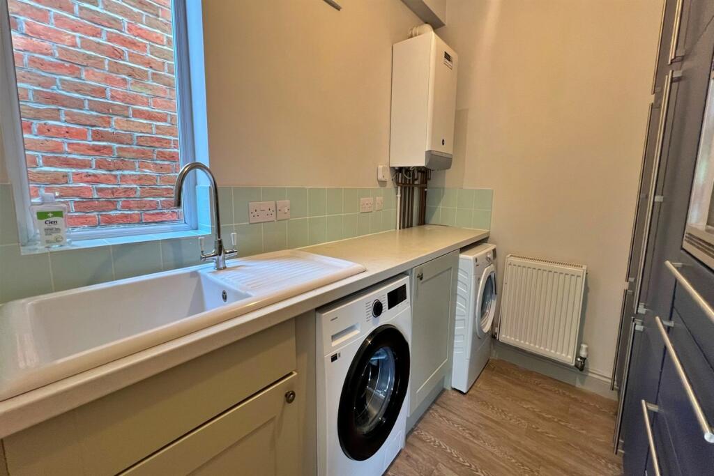 Additional image 7 of Ashley Cross