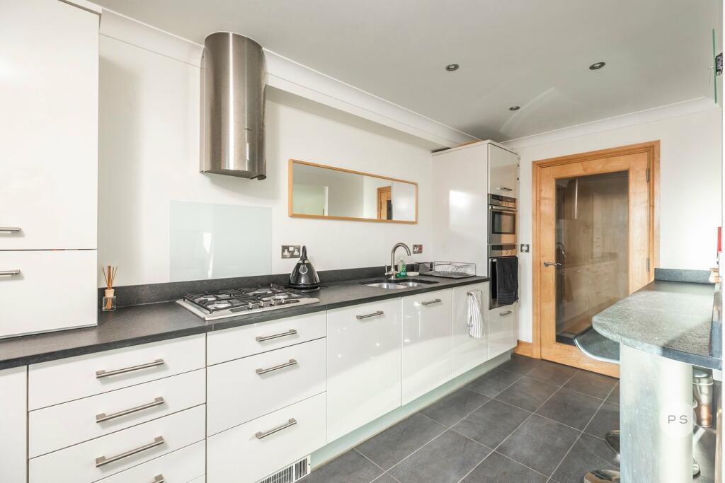 Additional image 9 of 68 Twemlow Avenue, Poole Park, Poole, BH14