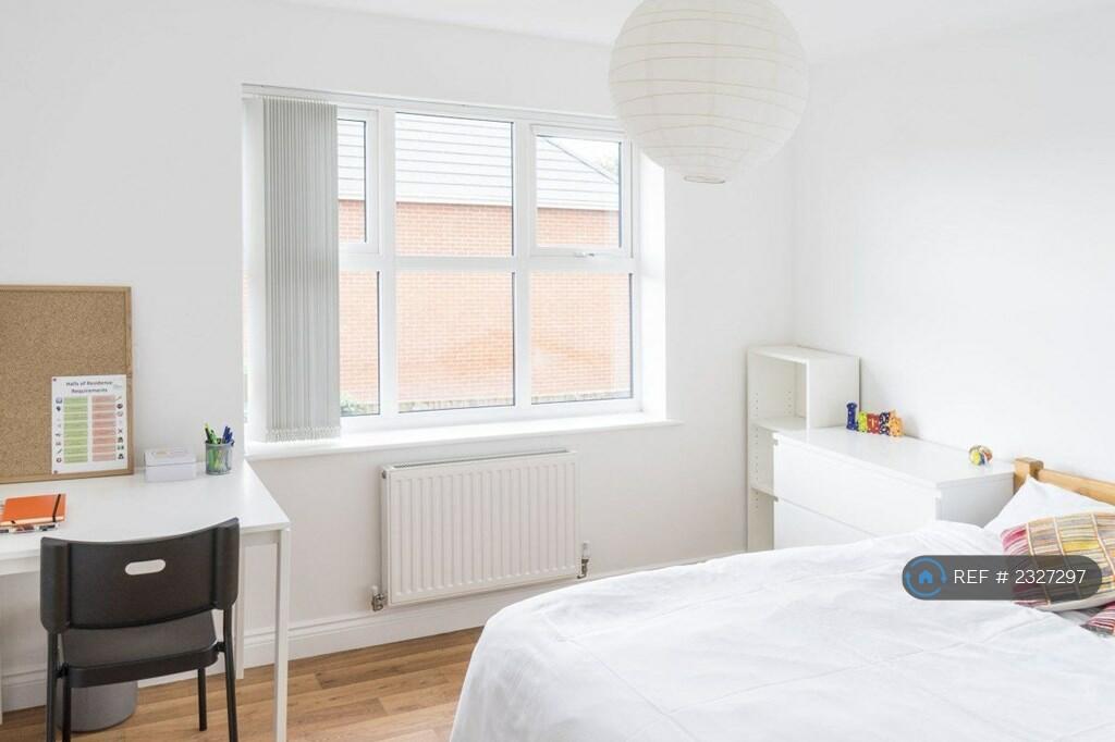 Additional image 10 of George Close, Bournemouth, BH10