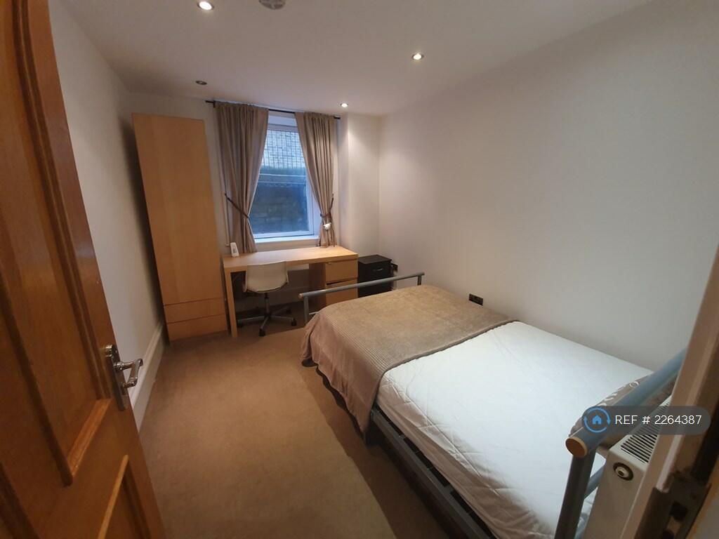 Additional image 11 of Claremont, Bradford, BD7