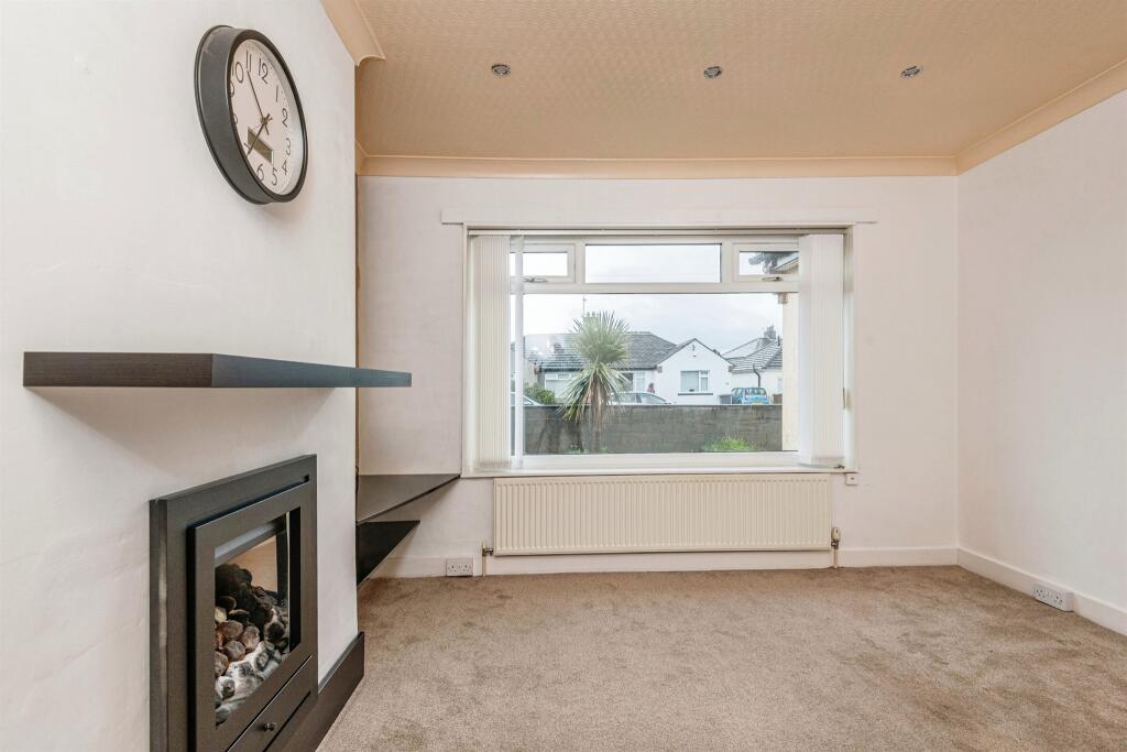 Additional image 3 of Reevy Drive, Bradford