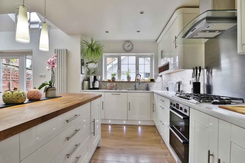 Additional image 6 of Glencoe Road, Poole, BH12