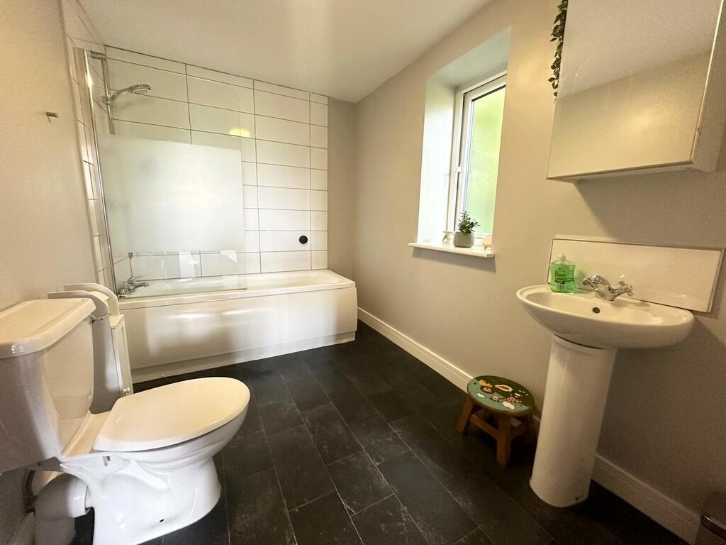 Additional image 20 of Hill Top Road, Hainworth