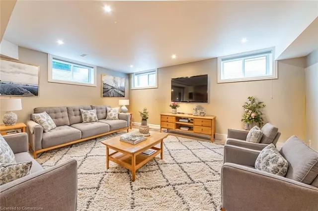 Additional image 25 of 44 Jacob Gingrich Dr