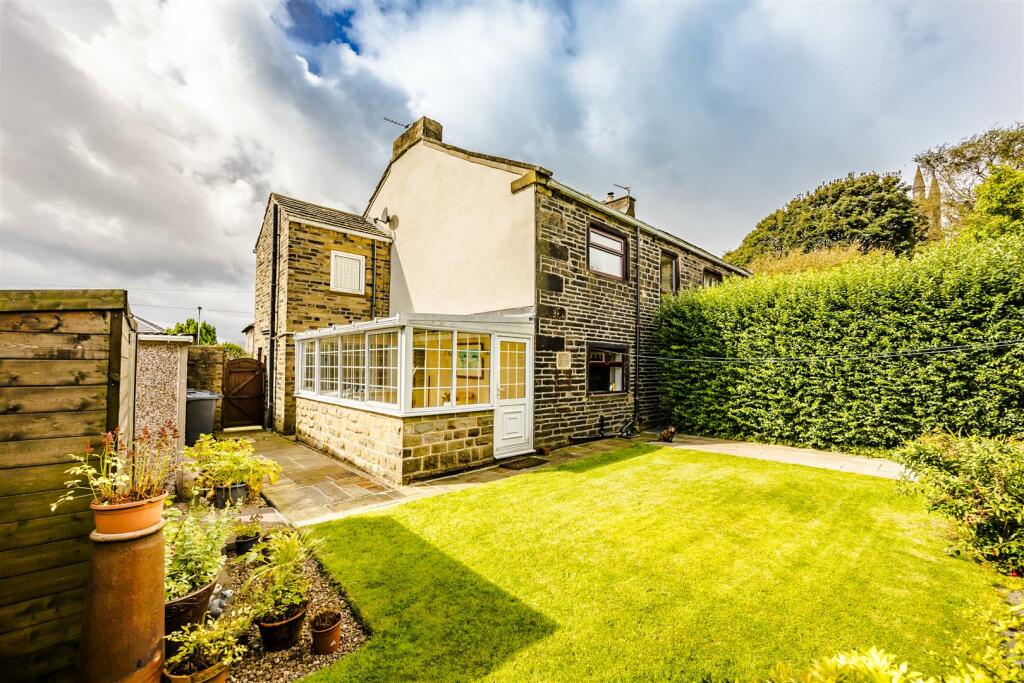 Additional image 19 of Russell Hall Lane, Queensbury, Bradford