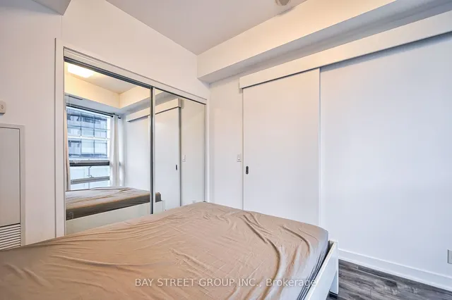 Additional image 28 of 14 York St Unit 3410